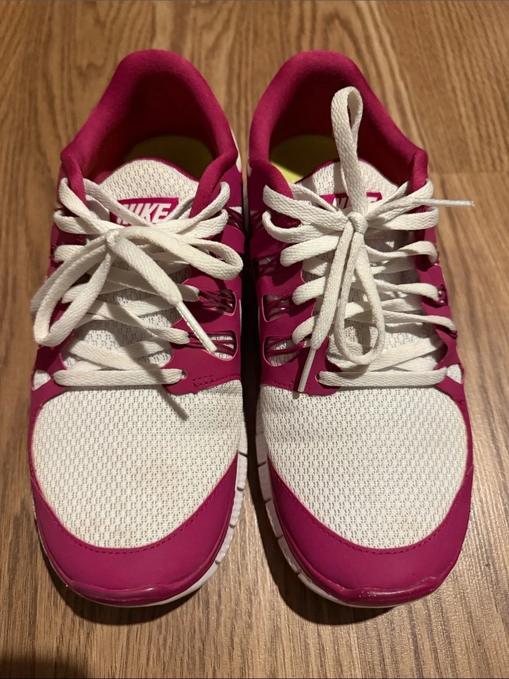 Nike FREE 5.0 Women’s Pink and White Training Shoes